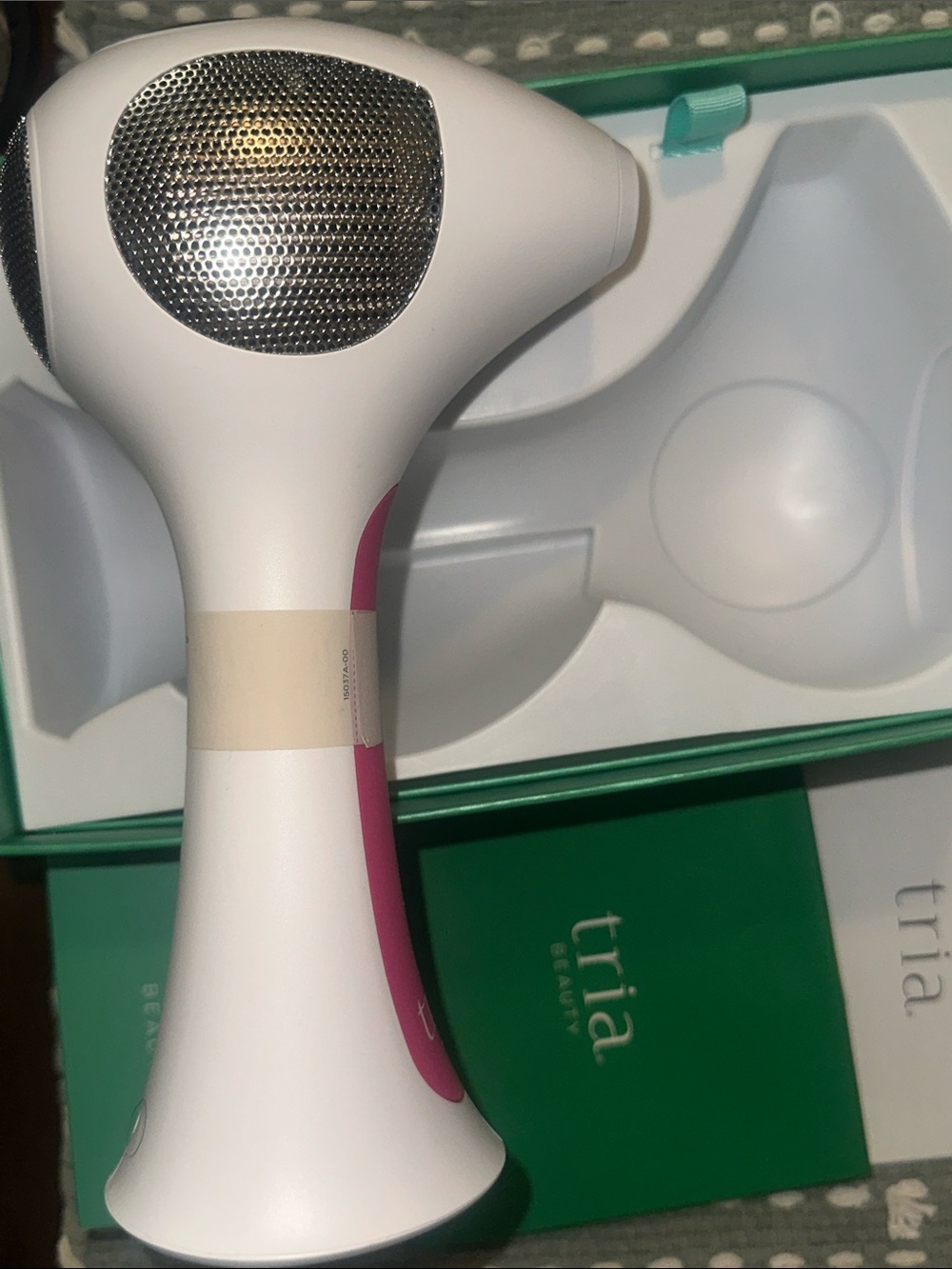 Tria Hair Removal Laser 4X - White with Pink Accents - Picture 2 of 11